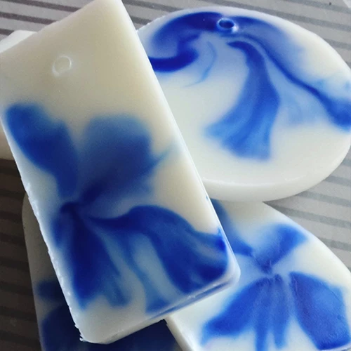 Suspension parfumée